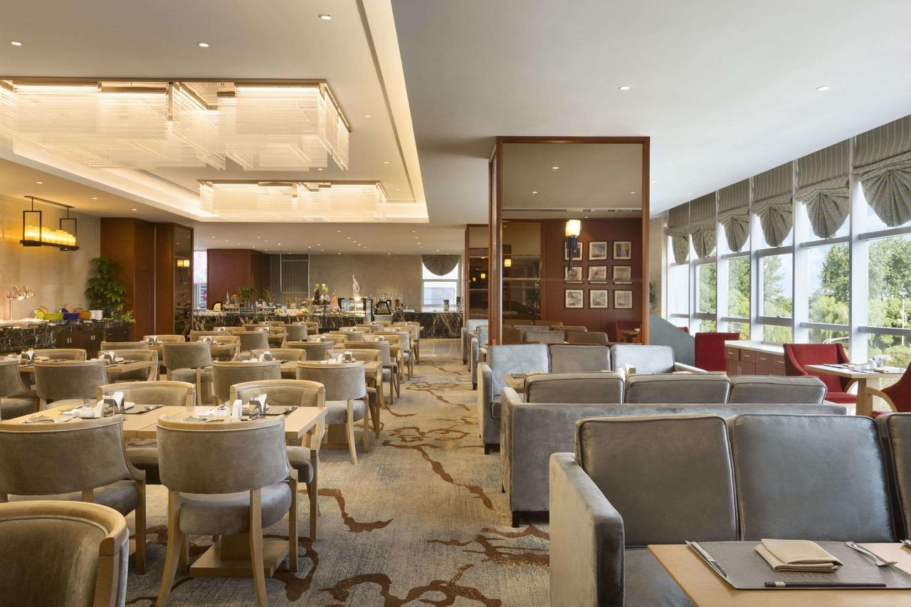 Ramada Jiaxing Hotel Екстериор снимка