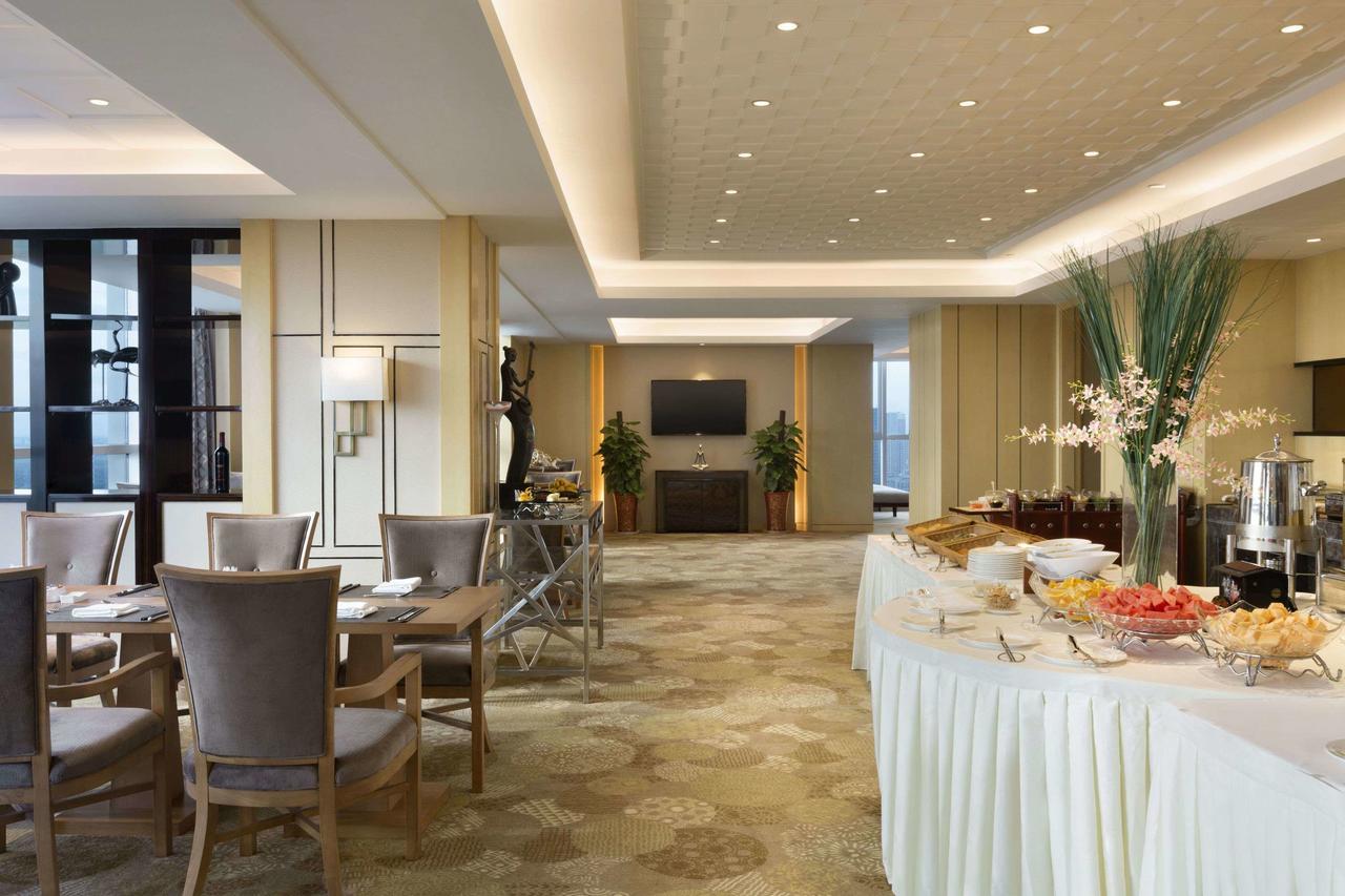 Ramada Jiaxing Hotel Екстериор снимка