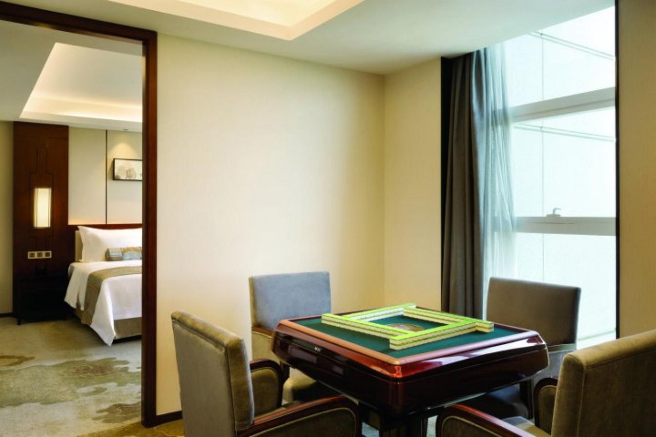 Ramada Jiaxing Hotel Екстериор снимка