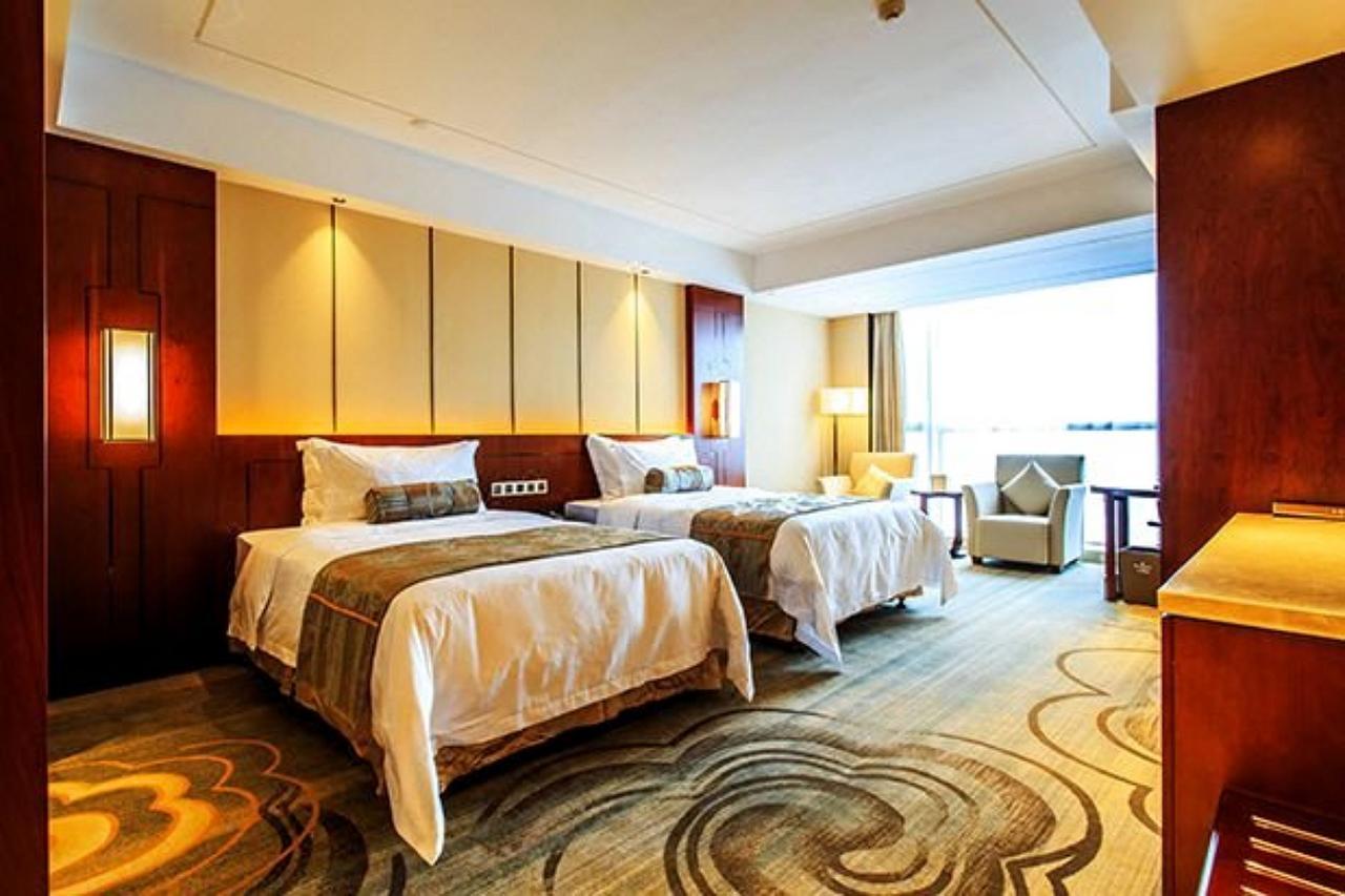 Ramada Jiaxing Hotel Екстериор снимка